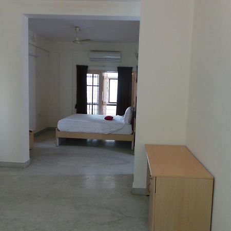 White House Hotel Bangalore Eksteriør billede